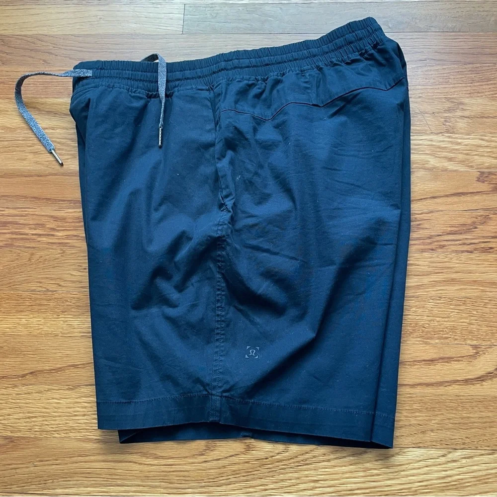 lululemon athletica bowline Dark Navy Athletic Shorts L
